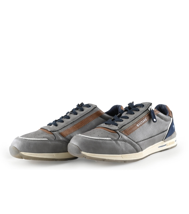 Mustang Sneakers