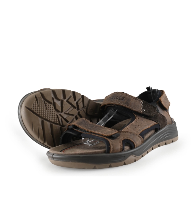 Outfielder Sandalen