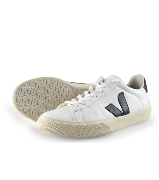 Veja Sneakers