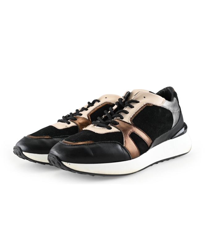 Manfield Sneakers