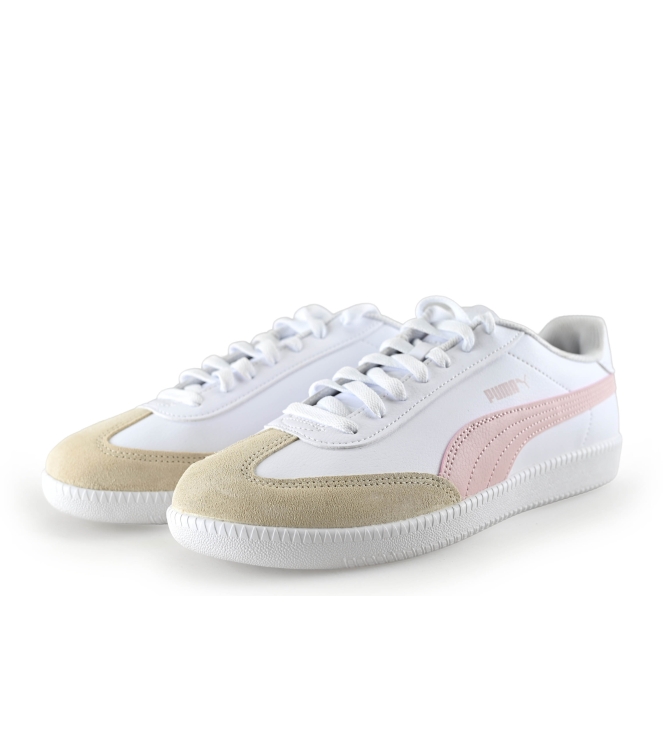 Puma Sneakers