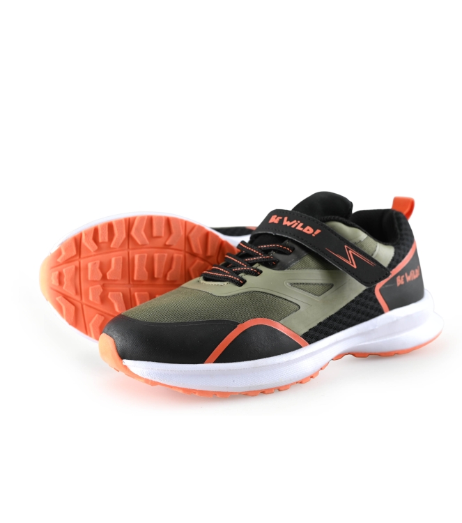Be Wild Sneakers
