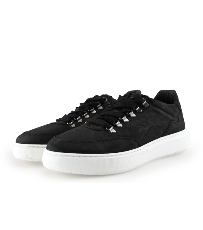 Manfield Sneakers