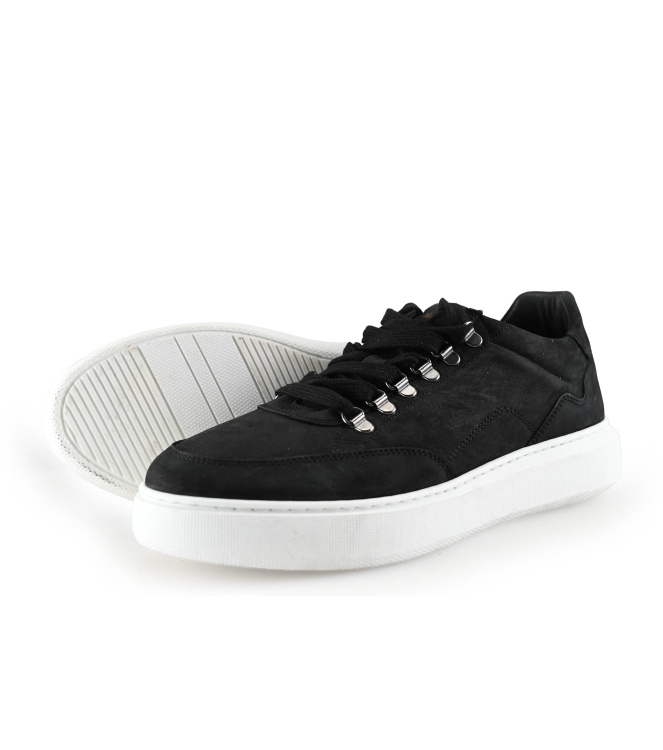 Manfield Sneakers