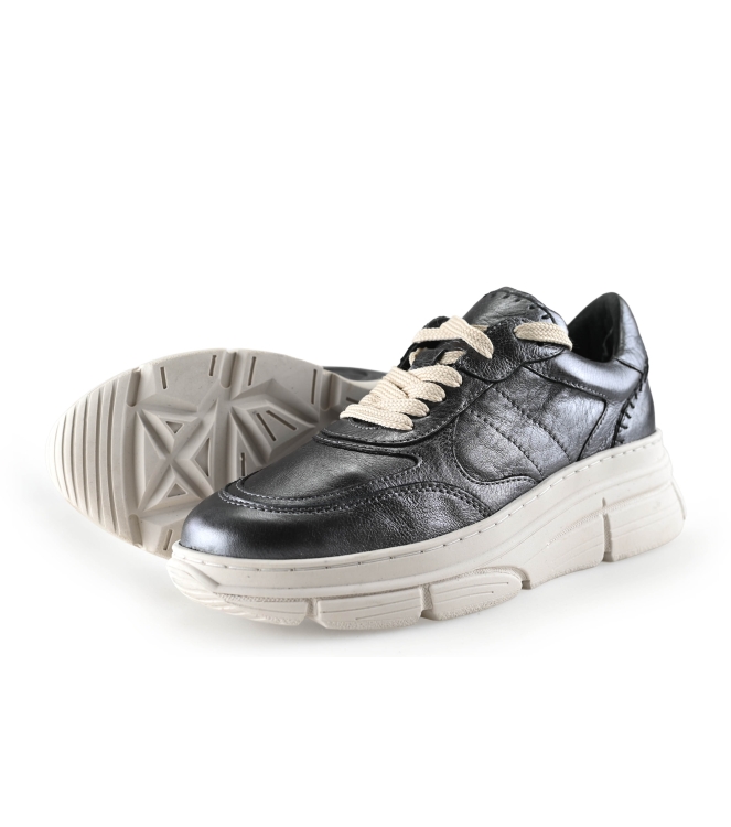 Manfield Sneakers