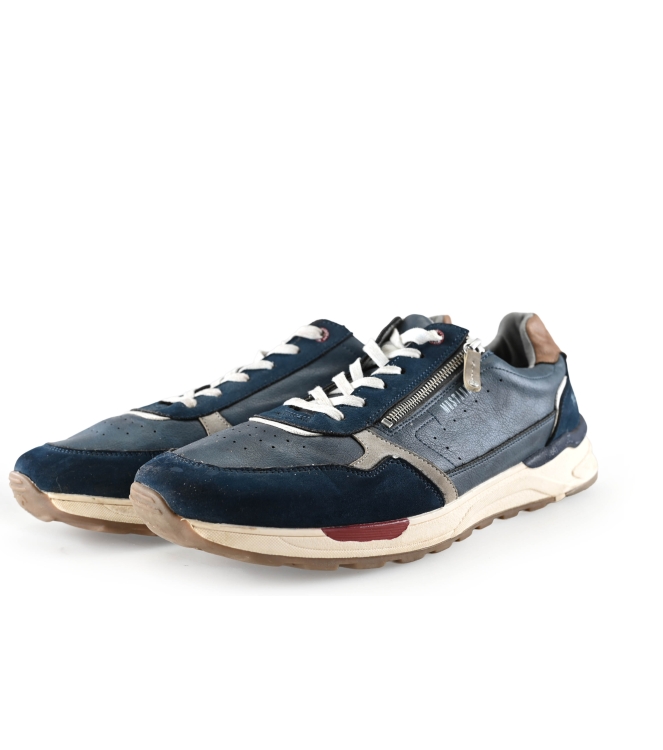 Mustang Sneakers