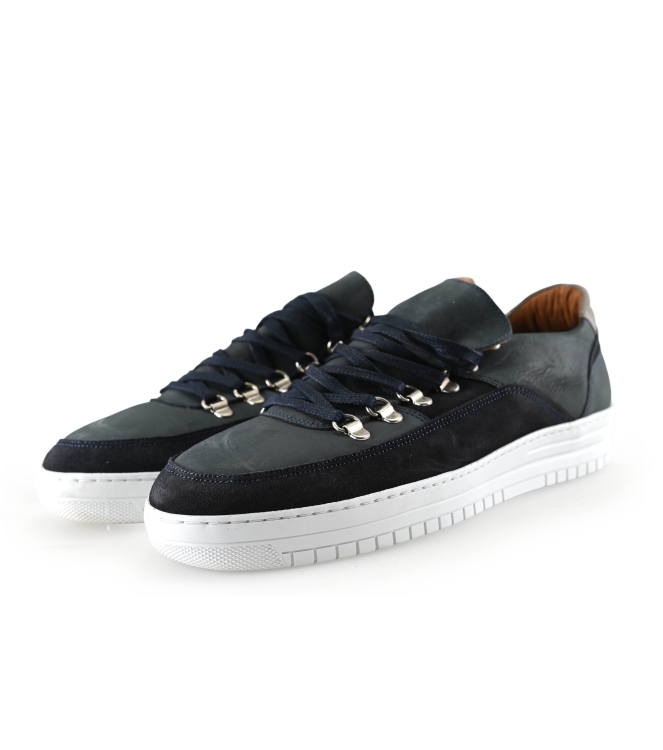 Manfield Sneakers