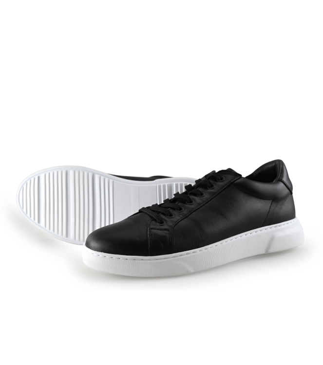 Manfield Sneakers