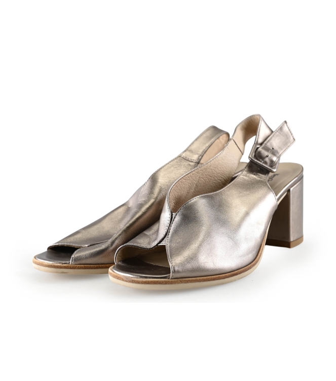NeroGiardini Slingbacks