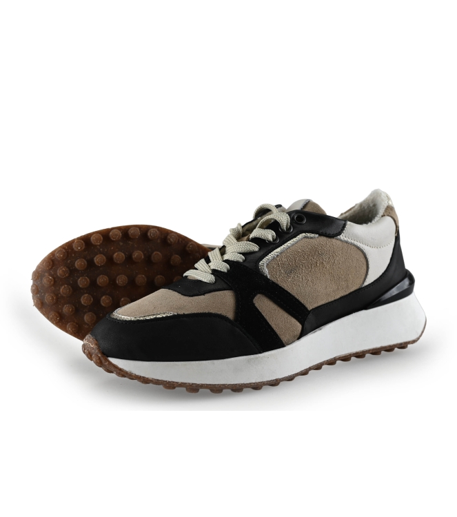 Manfield Sneakers