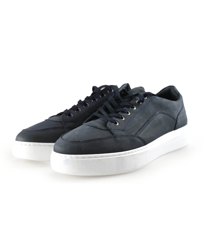 Manfield Sneakers