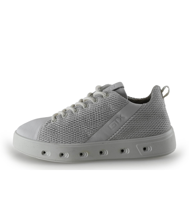 Ecco Sneakers