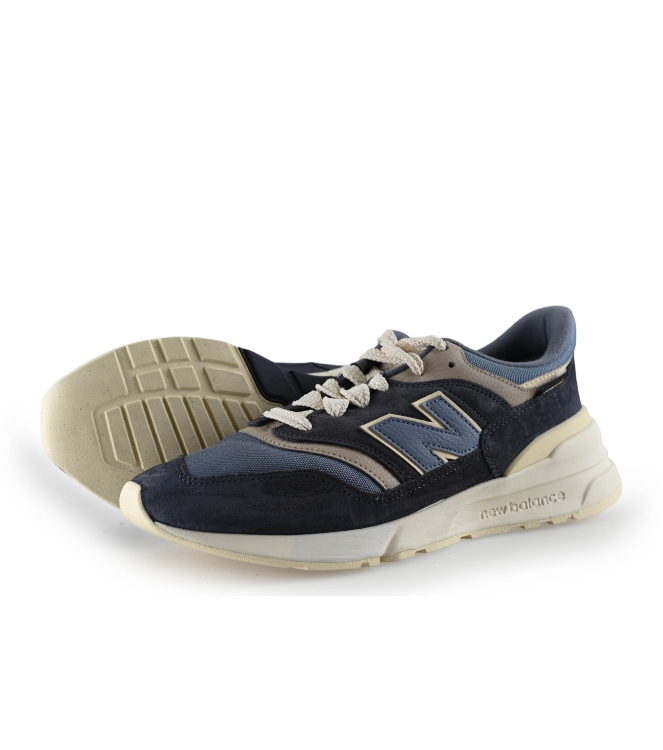 New Balance Sneakers