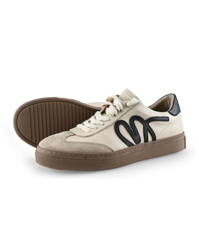 Manfield Sneakers