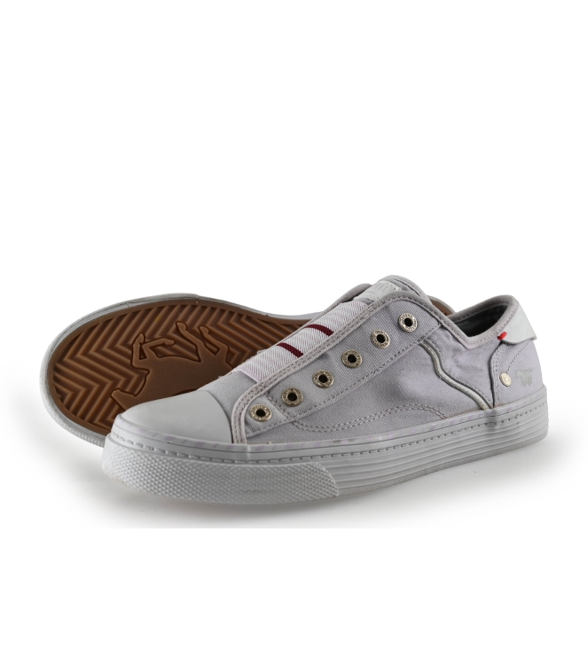 Mustang Sneakers