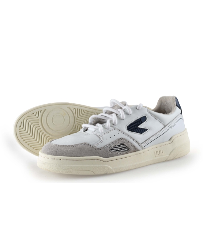Hub Sneakers