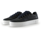Manfield Sneakers