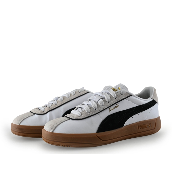Puma Sneakers