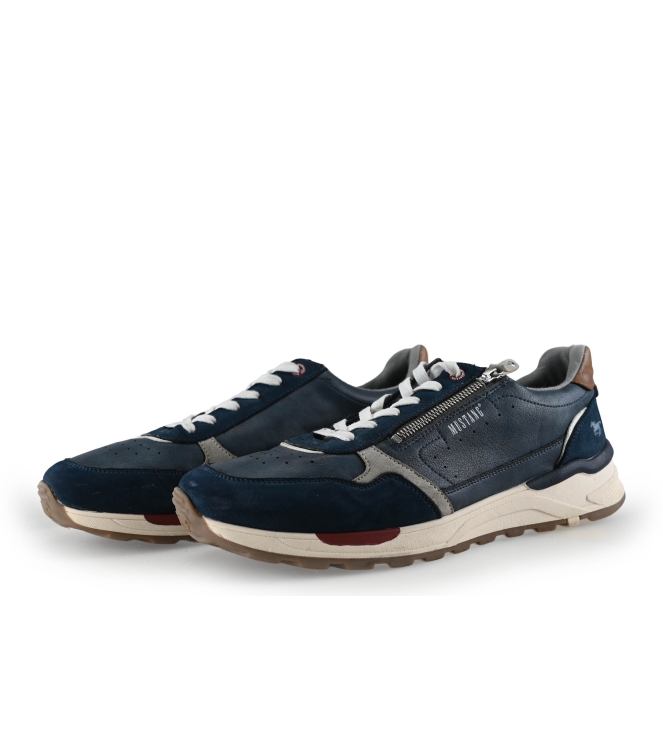 Mustang Sneakers