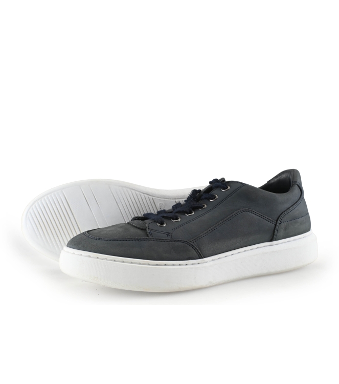 Manfield Sneakers