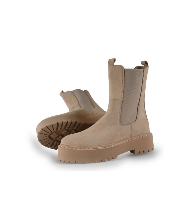 Ann Rocks Chelsea boots