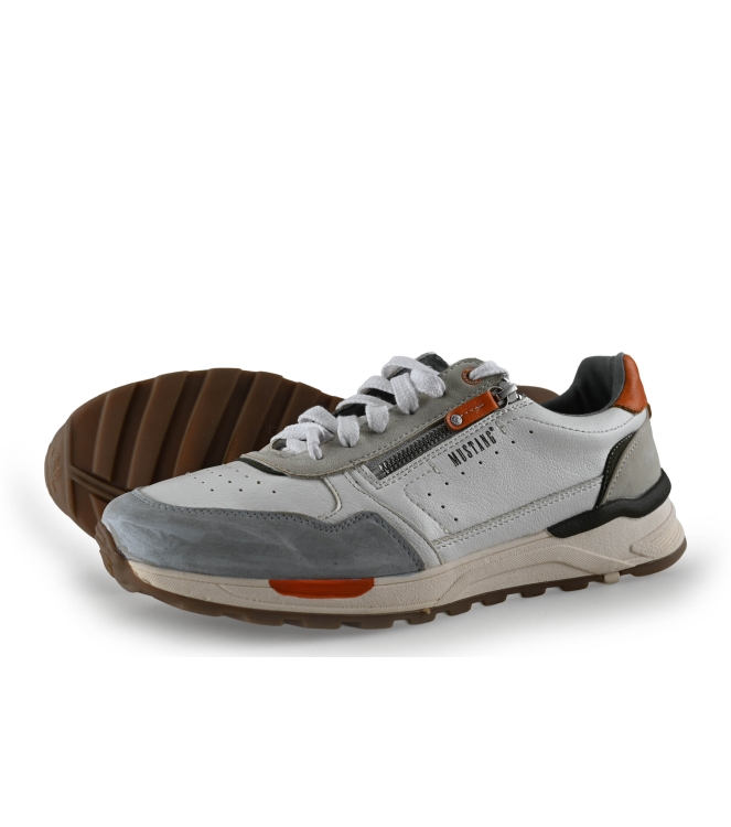 Mustang Sneakers