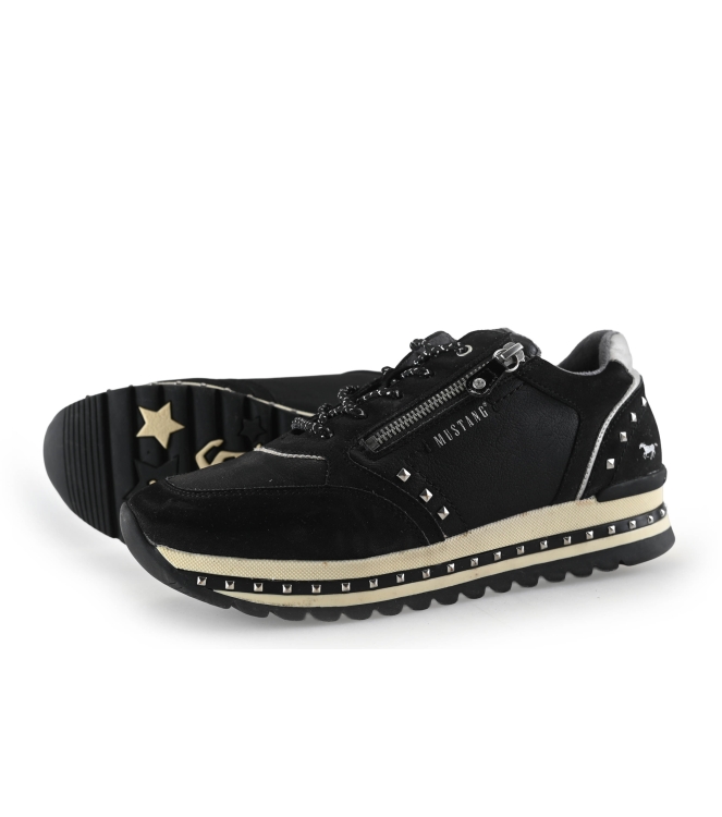 Mustang Sneakers