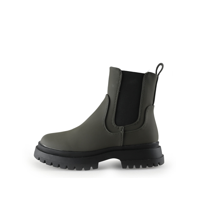 Claudia Ghizzani Chelsea boots