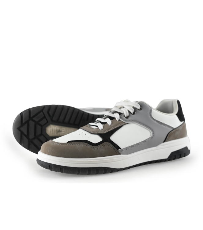 Bullboxer Sneakers