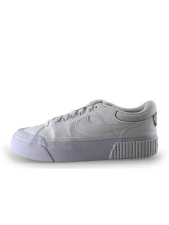 Nike Sneakers Wit 324472
 Maat 40
 