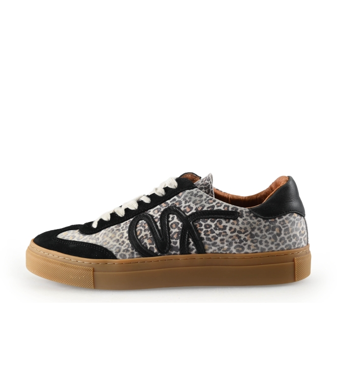 Manfield Sneakers