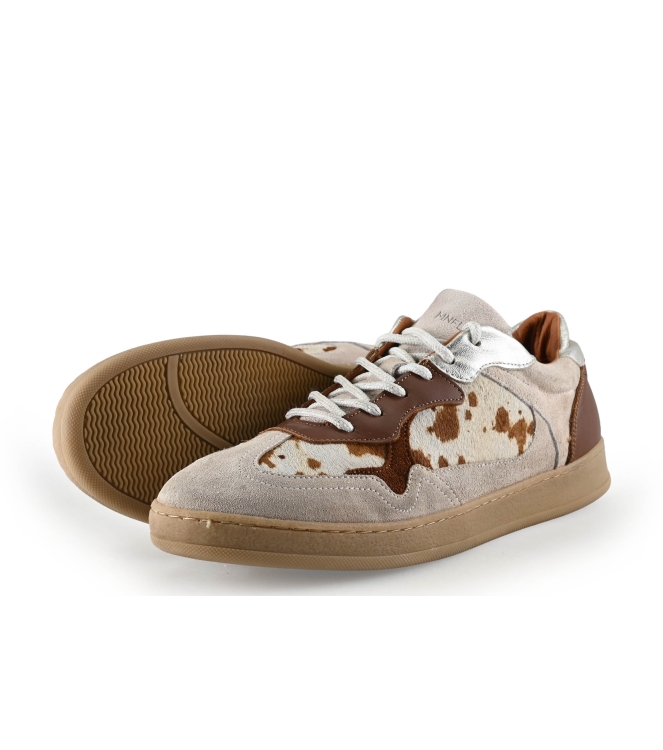 Manfield Sneakers