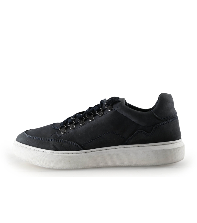 Manfield Sneakers