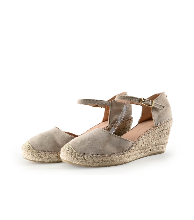 Fred de La Bretoniere Pumps