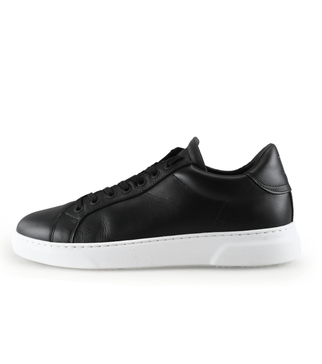 Manfield Sneakers