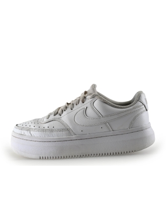 Nike Sneakers Wit 330411
 Maat 41
 