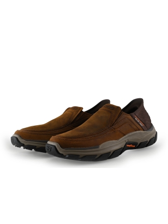 Skechers Instappers Bruin 330486
 Maat 40
 