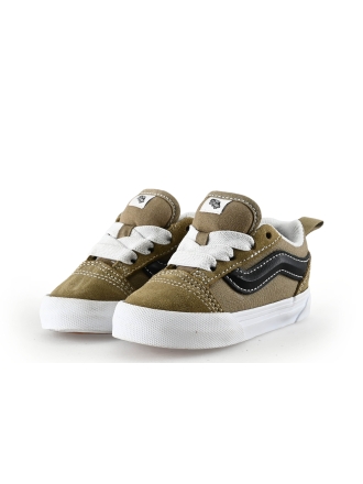 Vans Sneakers Bruin 330865
 Maat 21
 