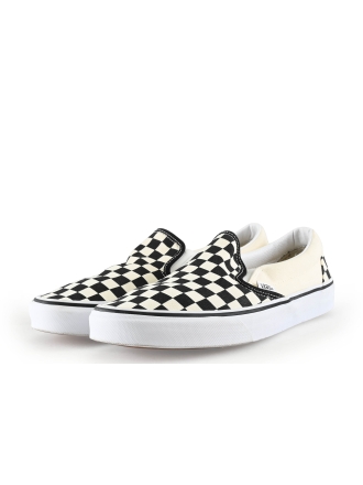 Vans Instappers Zwart 330905
 Maat 41
 