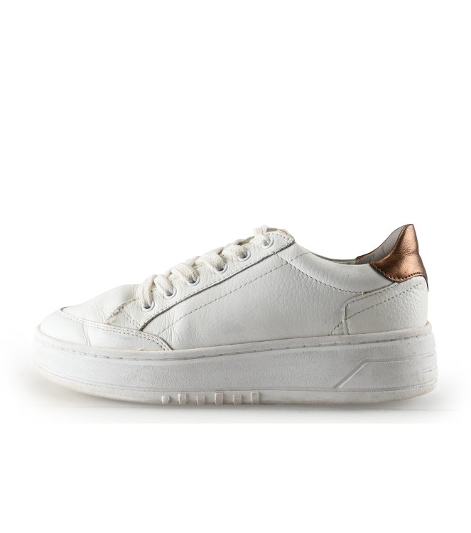 Manfield Sneakers