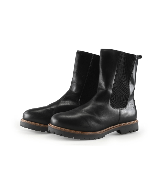 Travelin Chelsea boots