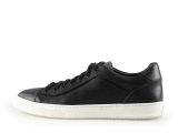 Manfield Sneakers
