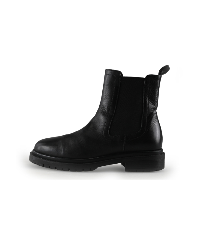Nelson Chelsea boots
