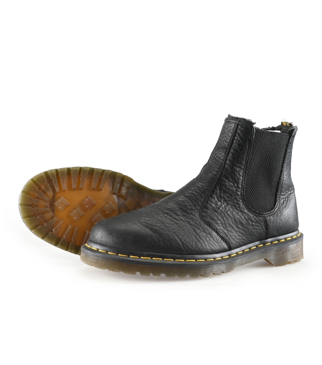 Dr. Martens Chelsea boots