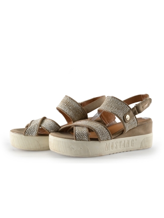 Mustang Sandalen Beige 332529
 Maat 40
 