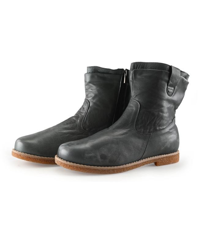 Andrea Conti? Enkellaarzen