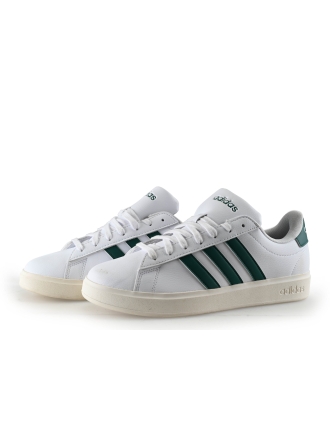 Adidas Sneakers Wit 333899
 Maat 42
 