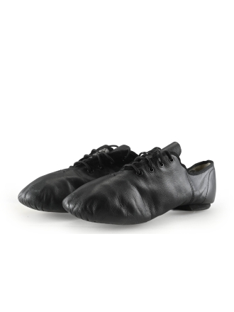 Capezio Veterschoenen Zwart 335314
Maat 42