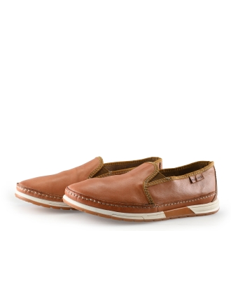 Bugatti Instappers Bruin 336941
 Maat 43
 