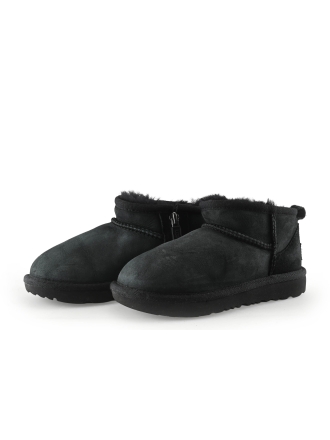Ugg Enkellaarzen Zwart 338061
 Maat 28½
 
